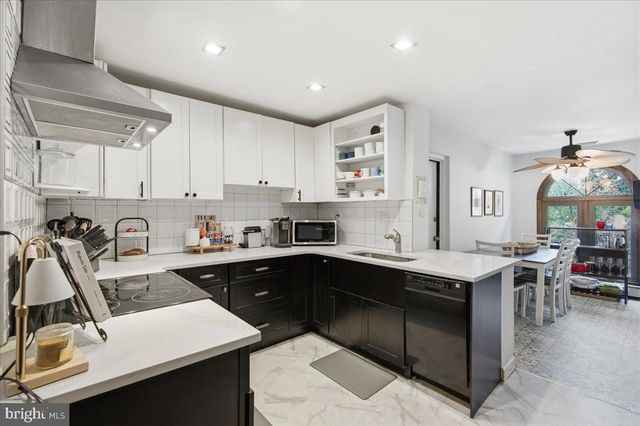 176 CENTURA, Cherry Hill, NJ 08003