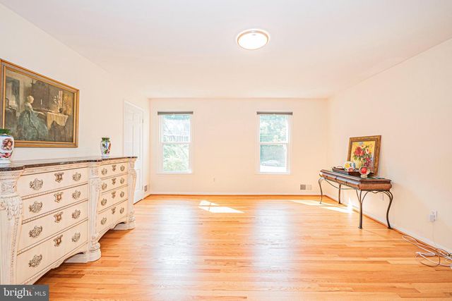 7111 CHESHIRE CT, Alexandria, VA 22307