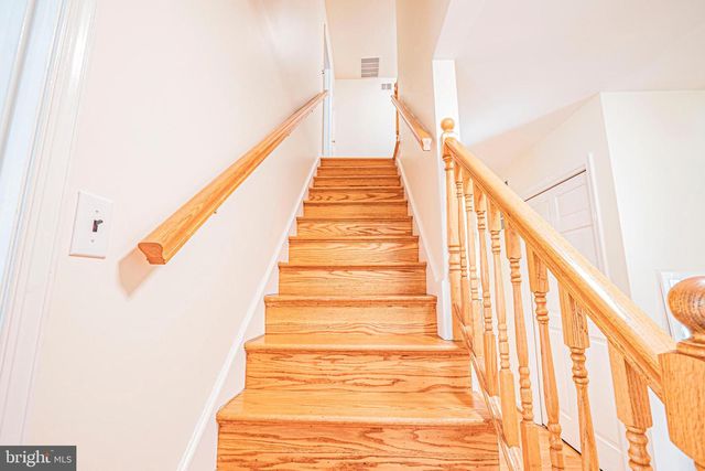 7111 CHESHIRE CT, Alexandria, VA 22307