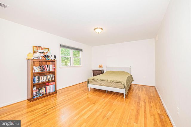 7111 CHESHIRE CT, Alexandria, VA 22307