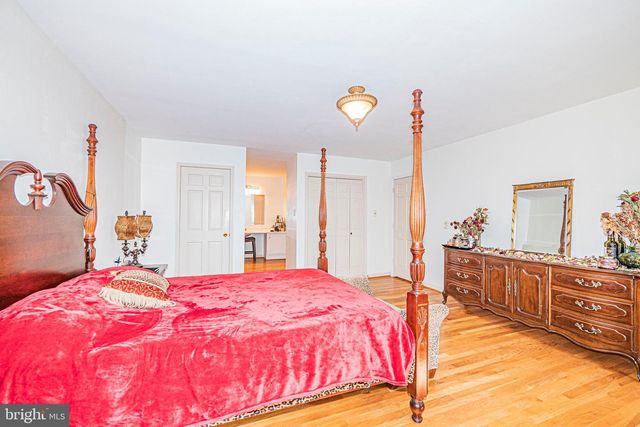 7111 CHESHIRE CT, Alexandria, VA 22307