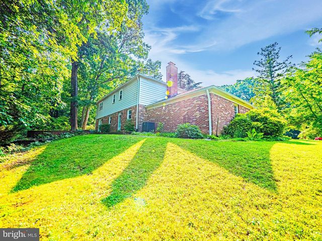 7111 CHESHIRE CT, Alexandria, VA 22307