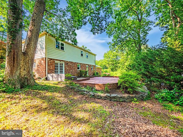 7111 CHESHIRE CT, Alexandria, VA 22307