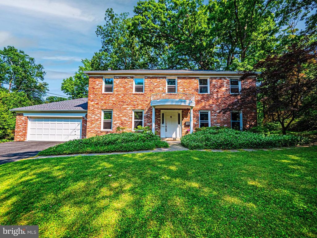 7111 CHESHIRE CT, Alexandria, VA 22307