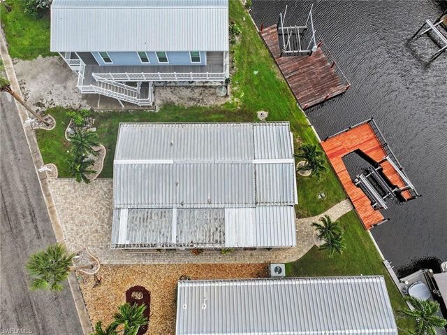 17620 Bryan CT, Fort Myers Beach, FL 33931