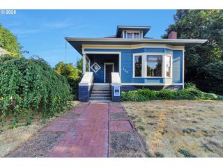 420 Ne JACKSON St, Hillsboro, OR 97124