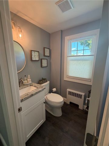 39 Merry Mount Drive, Warwick, RI 02888