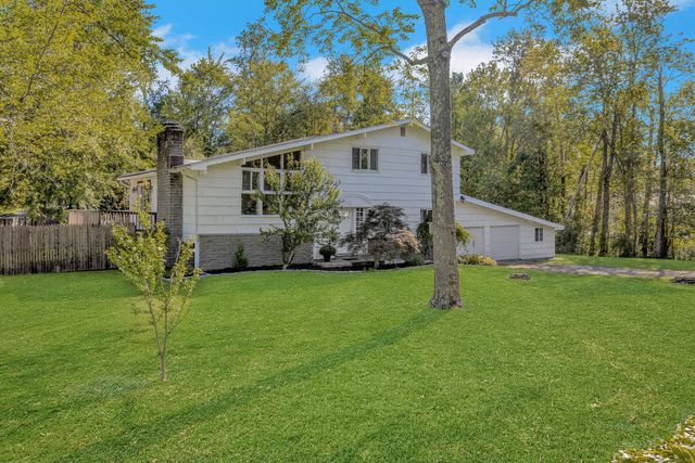 53 Tower Road, Brookfield, CT 06804