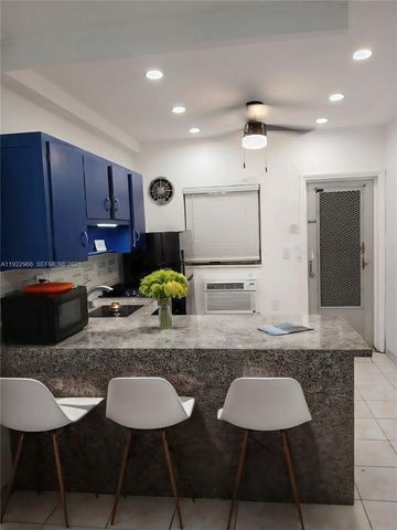 7300 Byron Ave 8, Miami Beach, FL 33141