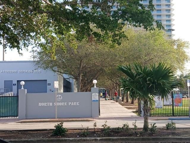 7300 Byron Ave 8, Miami Beach, FL 33141