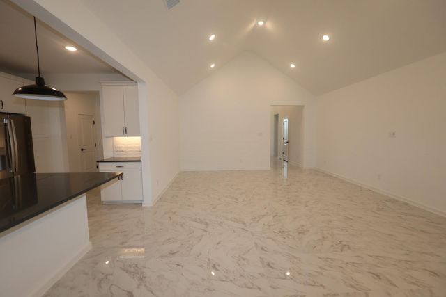 18634 Eastwood Ridge Drive, Crosby, TX 77532