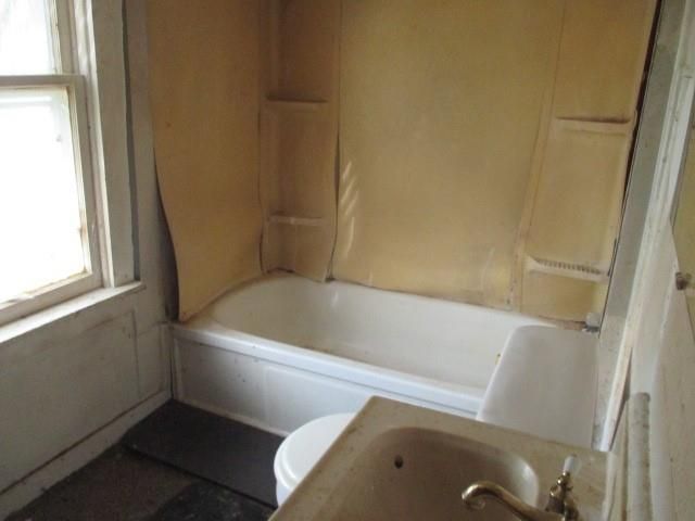 22568 Hitaffer Road, Sedalia, MO 65301