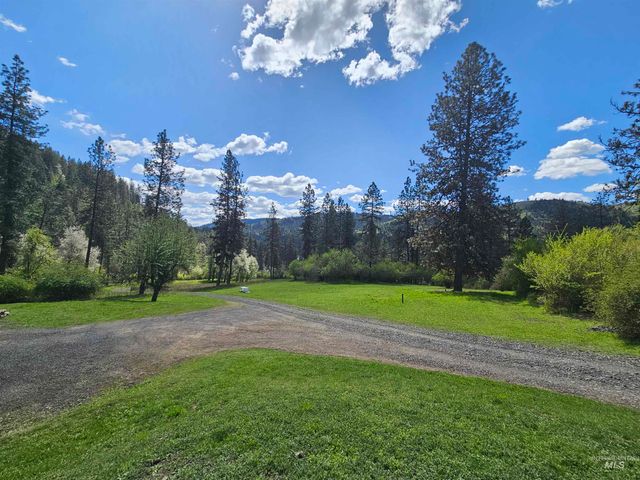 115 Weedmark Way, Kamiah, ID 83536