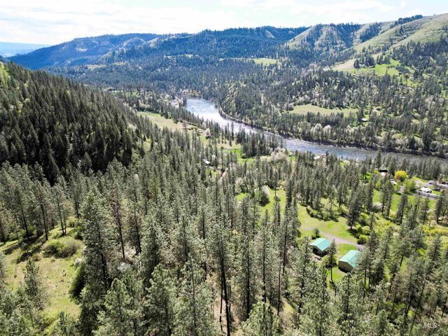 115 Weedmark Way, Kamiah, ID 83536