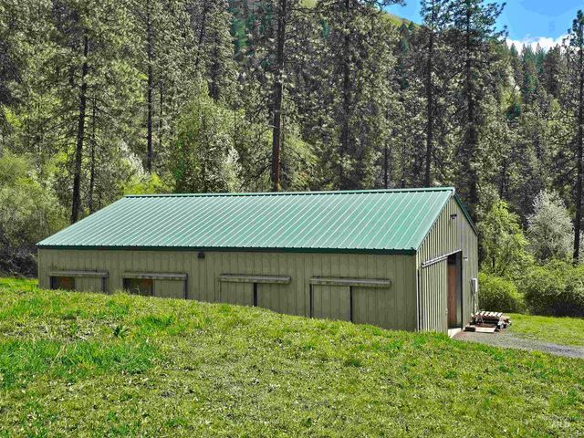 115 Weedmark Way, Kamiah, ID 83536