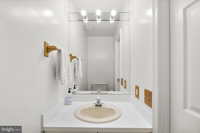 2 DORSET HILL CT, Owings Mills, MD 21117