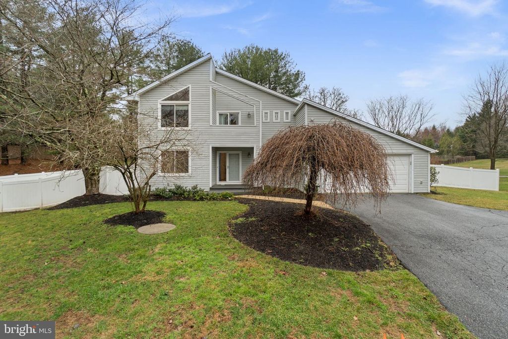 2 DORSET HILL CT, Owings Mills, MD 21117