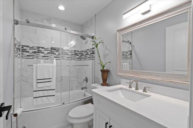 9370 PLEASANT RIDGE RD, Arlington, TN 38002