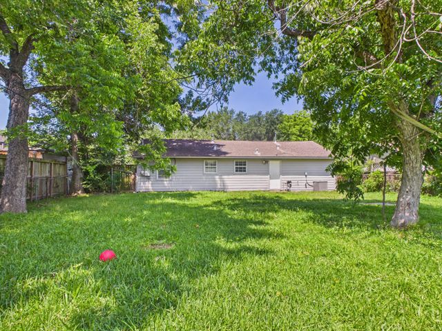 11914 Meadowfair Street, Houston, TX 77076