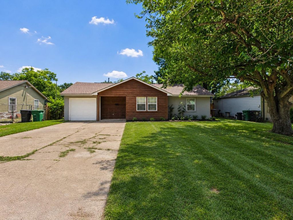 11914 Meadowfair Street, Houston, TX 77076