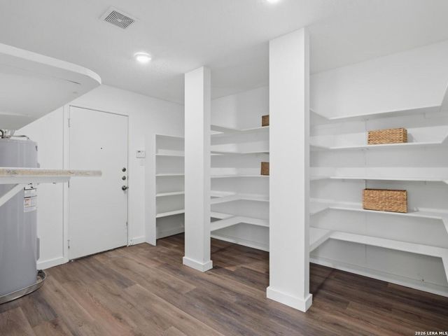 1687 Fir Cir, Schertz, TX 78154