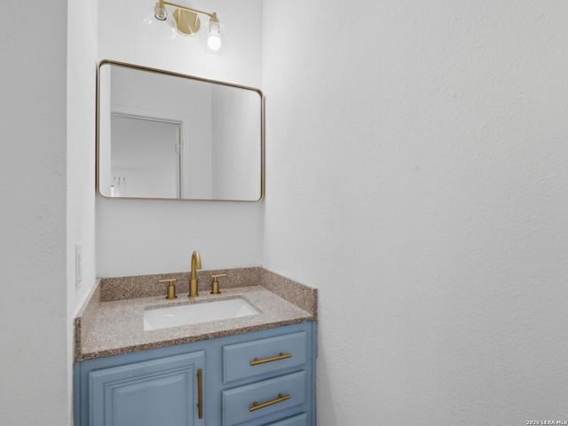 1687 Fir Cir, Schertz, TX 78154