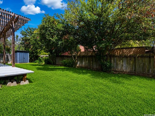 1687 Fir Cir, Schertz, TX 78154