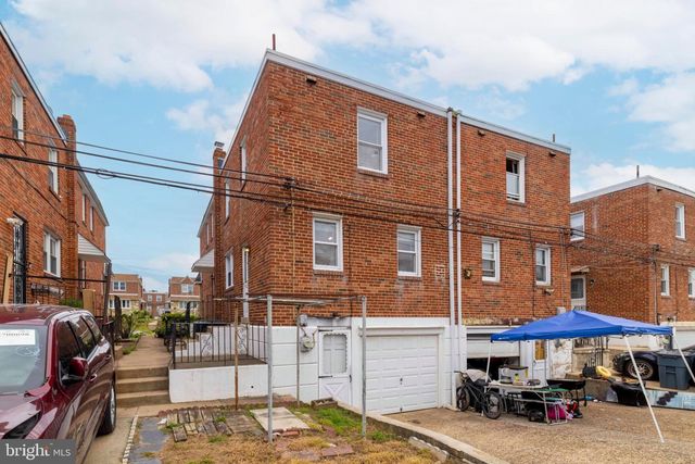 828 BRIGHTON ST, Philadelphia, PA 19111