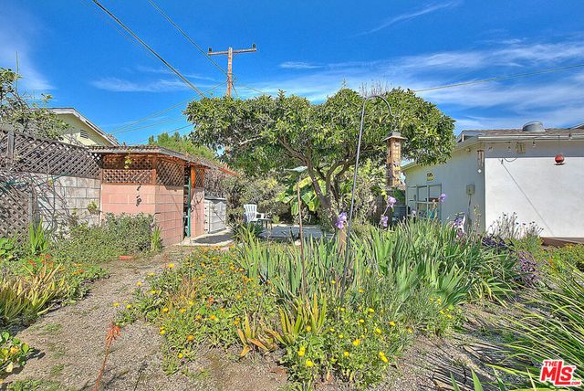 12467 Beatrice Street, Los Angeles, CA 90066