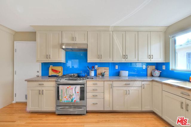 12467 Beatrice Street, Los Angeles, CA 90066