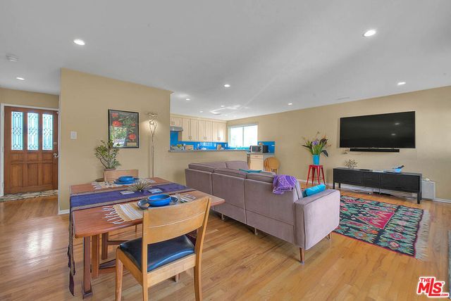 12467 Beatrice Street, Los Angeles, CA 90066