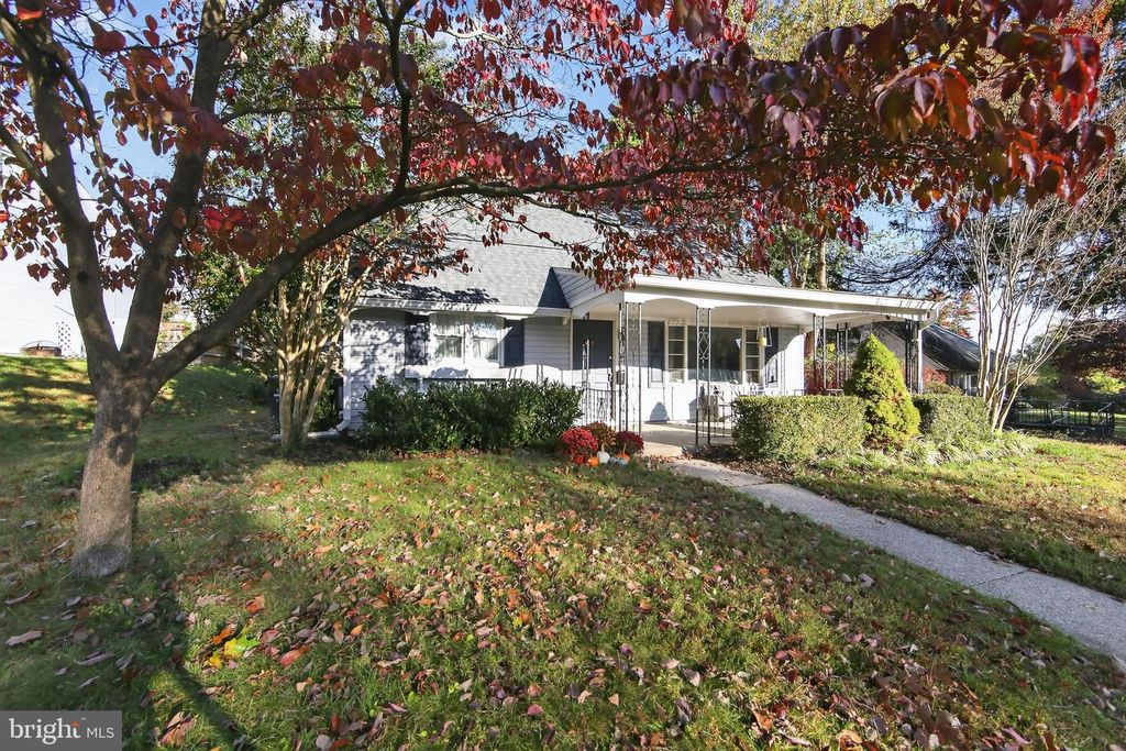 79 2ND AVE, Phoenixville, PA 19460