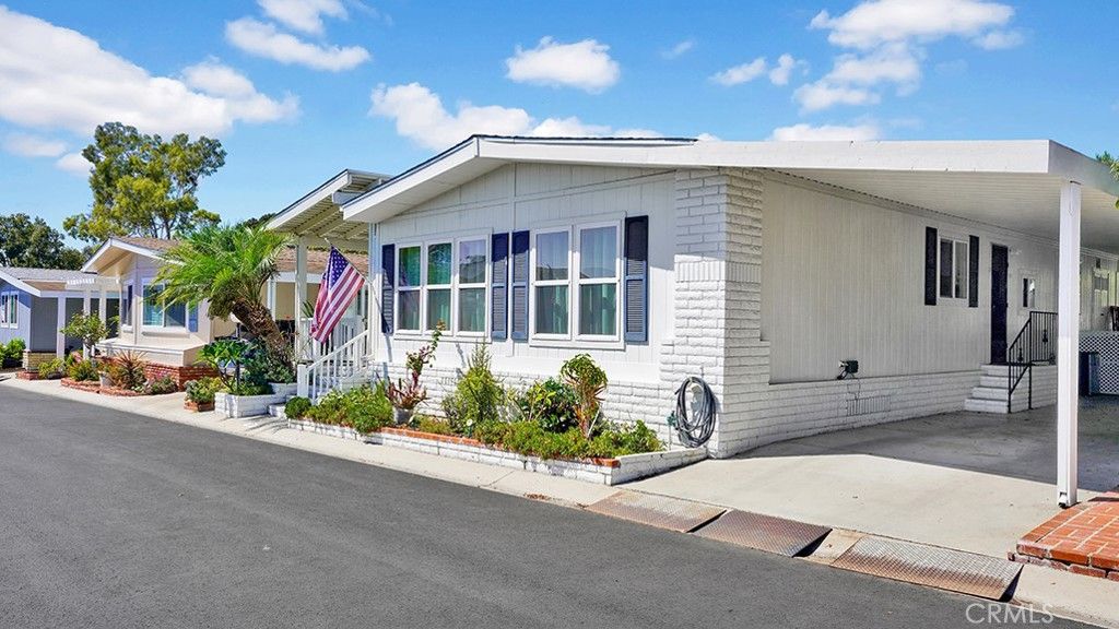 5200 Irvine Boulevard 271, Irvine, CA 92620 — photo 2