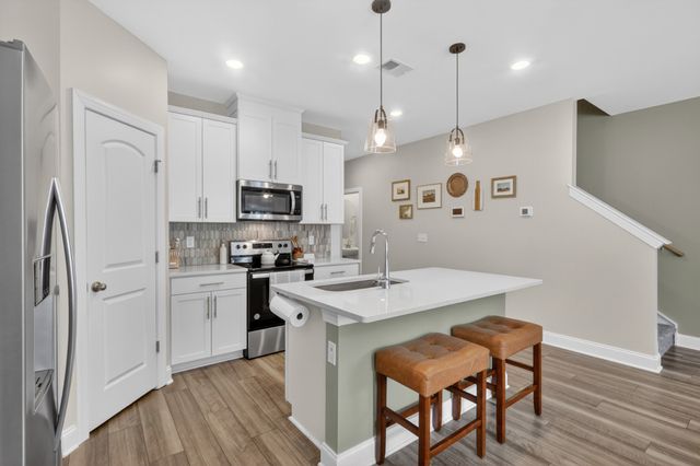 4524 Skywood Ln, Nashville, TN 37207
