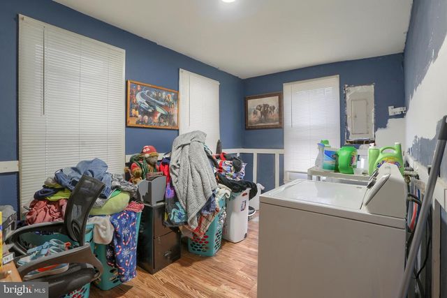 300-302 W MAIN ST, Lykens, PA 17048