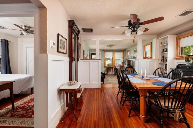 2557 16TH AVENUE N, St Petersburg, FL 33713