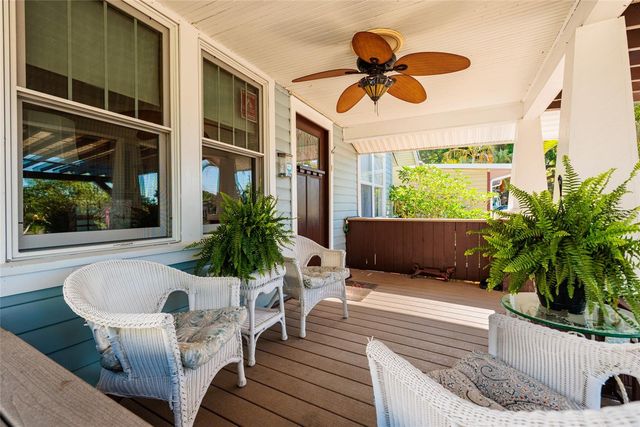 2557 16TH AVENUE N, St Petersburg, FL 33713