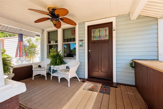 2557 16TH AVENUE N, St Petersburg, FL 33713