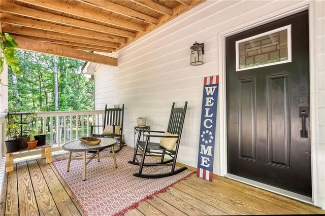 222 W River Bend Drive W, Eatonton, GA 31024