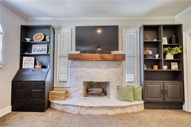 222 W River Bend Drive W, Eatonton, GA 31024