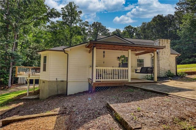 222 W River Bend Drive W, Eatonton, GA 31024