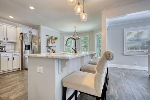 222 W River Bend Drive W, Eatonton, GA 31024
