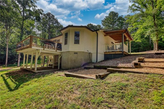 222 W River Bend Drive W, Eatonton, GA 31024
