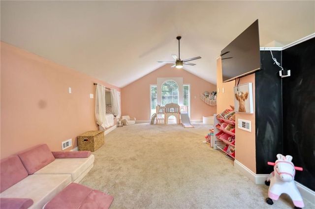222 W River Bend Drive W, Eatonton, GA 31024