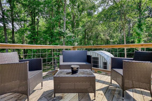 222 W River Bend Drive W, Eatonton, GA 31024