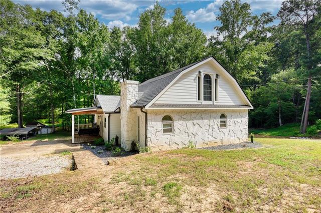 222 W River Bend Drive W, Eatonton, GA 31024