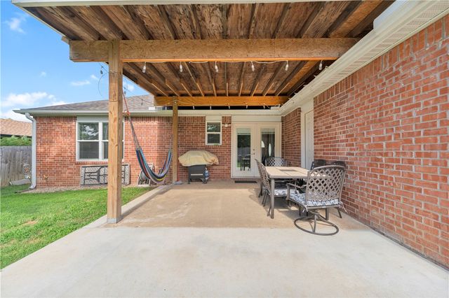 1606 24th Place, Rogers, AR 72758