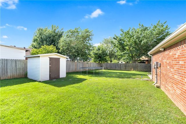 1606 24th Place, Rogers, AR 72758