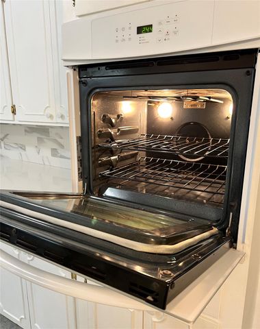 205 Hillcrest Drive, Alvin, TX 77511