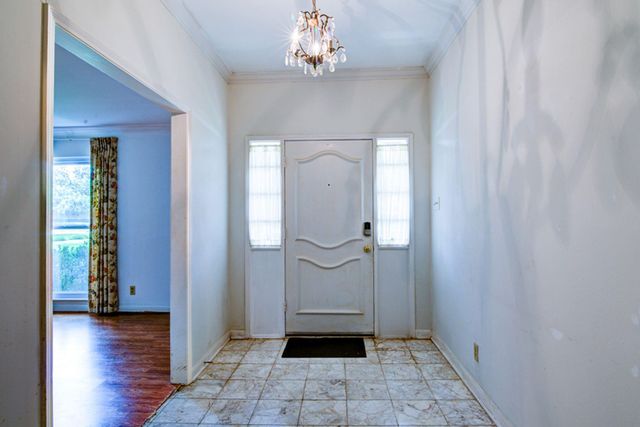 205 Hillcrest Drive, Alvin, TX 77511